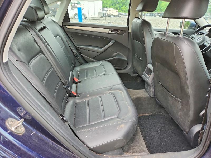 55105656 :رقم المزاد ، 1VWAT7A36FC101769 vin ، 2015 Volkswagen Passat مزاد بيع