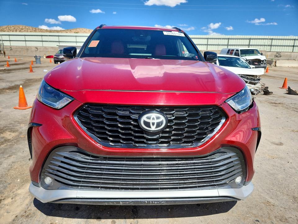 2021 Toyota Highlander მანქანა იყიდება აუქციონზე, vin: 5TDLZRAH2MS049795, აუქციონის ნომერი: 55360126