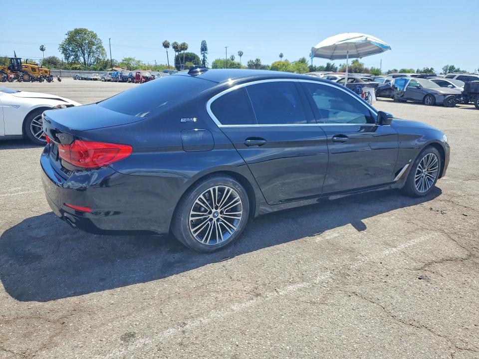 54900686 :رقم المزاد ، WBAJA9C56KB389521 vin ، 2019 Bmw 530e مزاد بيع