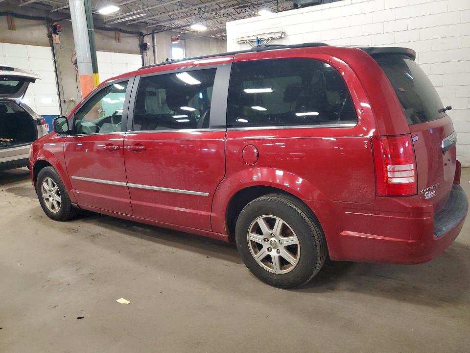 2010 Chrysler Town & Country მანქანა იყიდება აუქციონზე, vin: 2A4RR5D18AR150999, აუქციონის ნომერი: 52944026
