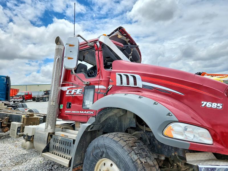 2017 Mack Gu800 მანქანა იყიდება აუქციონზე, vin: 1M2AX16C0HM037685, აუქციონის ნომერი: 55325716