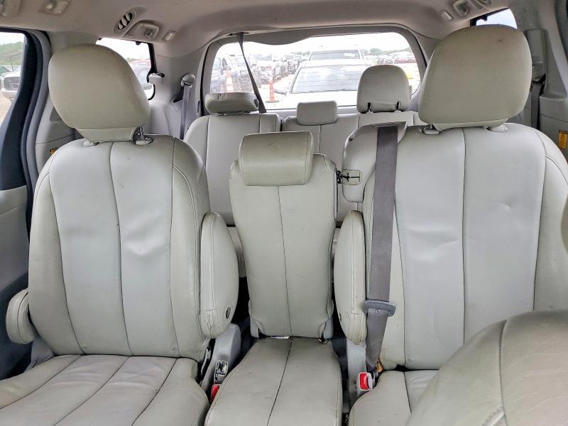 Продаж на аукціоні авто 2011 Toyota Sienna, vin: 5TDKK3DC1BS003045, номер лоту: 49495236