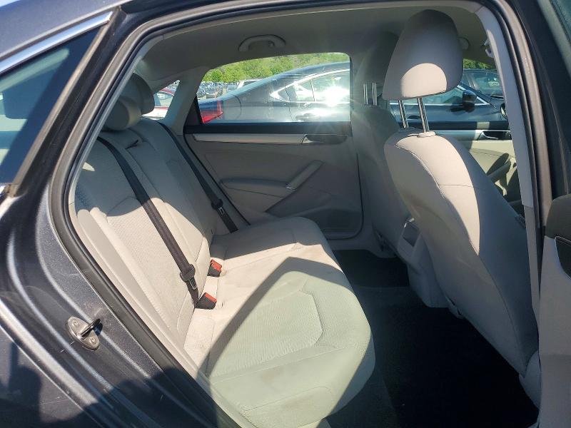 54092916 :رقم المزاد ، 1VWAT7A38HC000574 vin ، 2017 Volkswagen Passat R-line Automa مزاد بيع