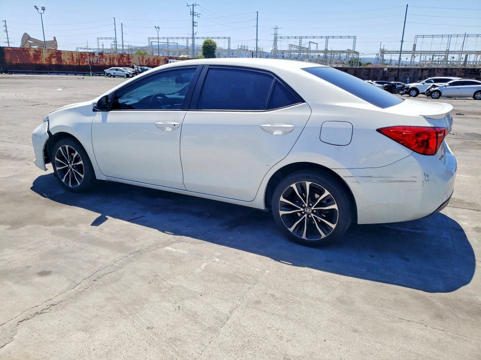 2018 Toyota Corolla მანქანა იყიდება აუქციონზე, vin: 5YFBURHE2JP792337, აუქციონის ნომერი: 52598666