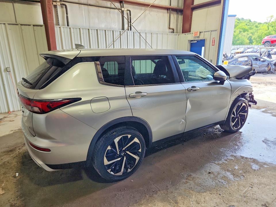 54637286 :رقم المزاد ، JA4J3VA84RZ082685 vin ، 2024 Mitsubishi Outlander مزاد بيع