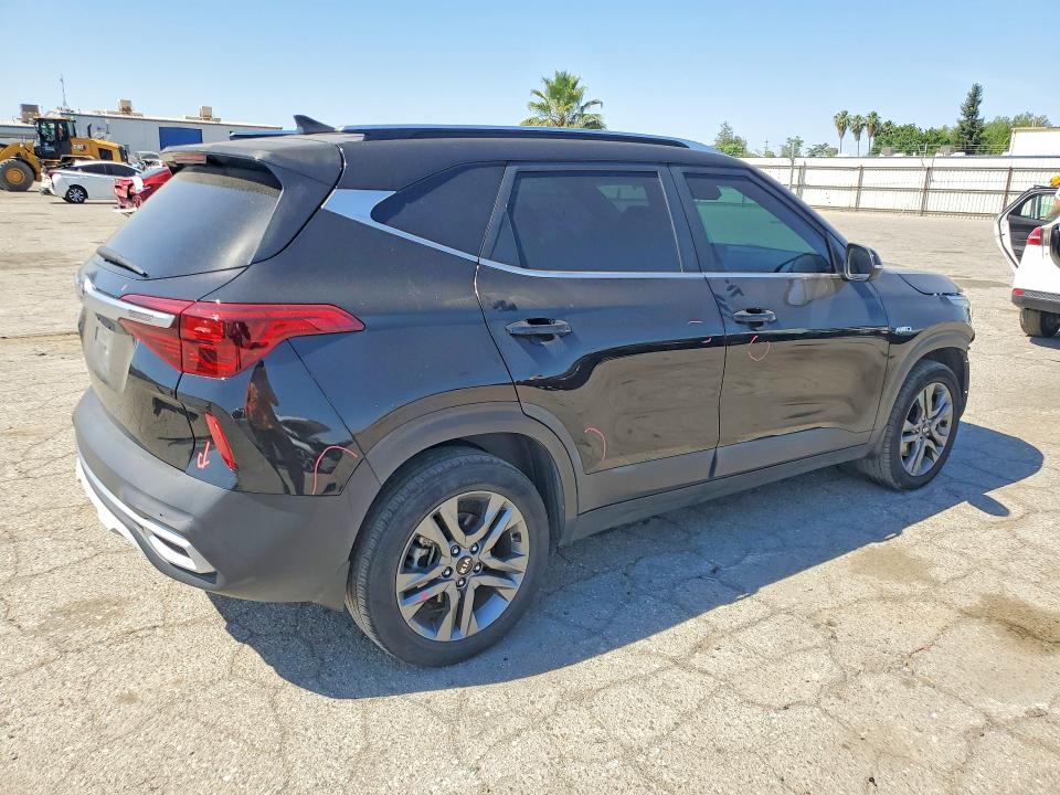2021 Kia Seltos მანქანა იყიდება აუქციონზე, vin: KNDEUCAA9M7122159, აუქციონის ნომერი: 52905276