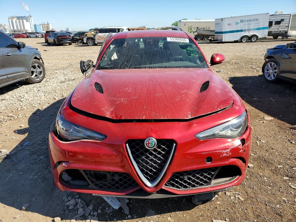 2018 Alfa Romeo Giulia მანქანა იყიდება აუქციონზე, vin: ZARFAEAV1J7580503, აუქციონის ნომერი: 53388606