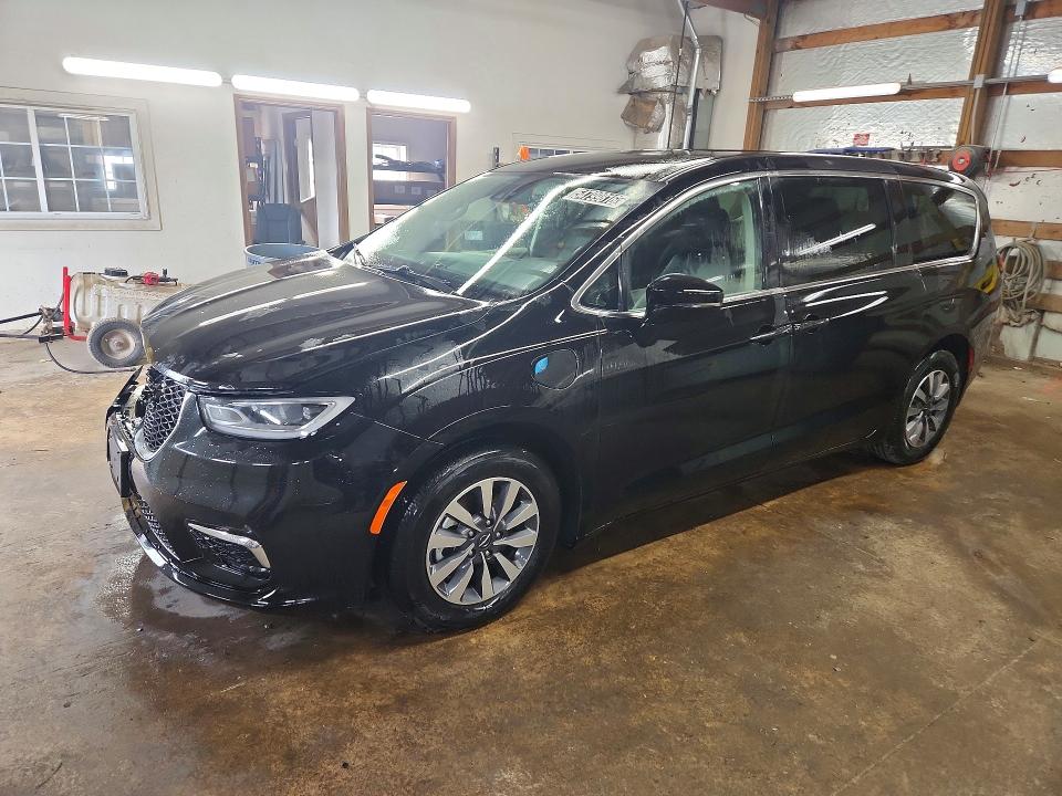 2024 Chrysler Pacifica მანქანა იყიდება აუქციონზე, vin: 2C4RC1S74RR174526, აუქციონის ნომერი: 54799816