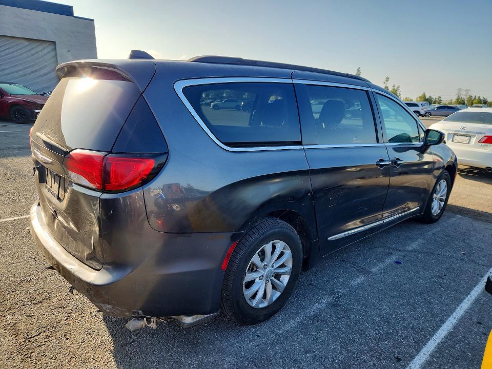 Aukcja sprzedaży 2017 Chrysler Pacifica, vin: 2C4RC1BG7HR529932, numer aukcji: 53549036