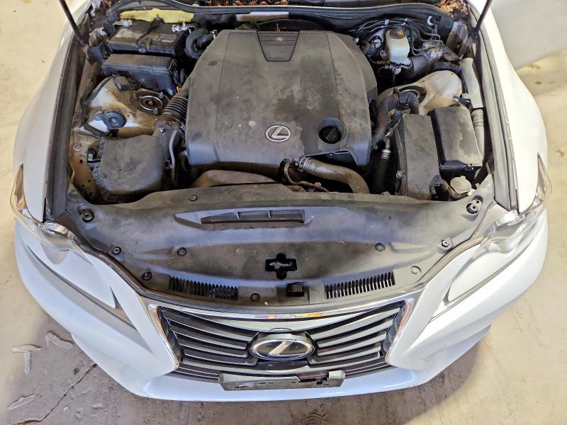 55180006 :رقم المزاد ، JTHCF1D27F5020950 vin ، 2015 Lexus Is مزاد بيع