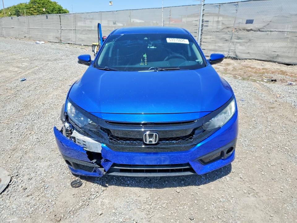 53310826 :رقم المزاد ، 19XFC2F81HE062584 vin ، 2017 Honda Civic مزاد بيع