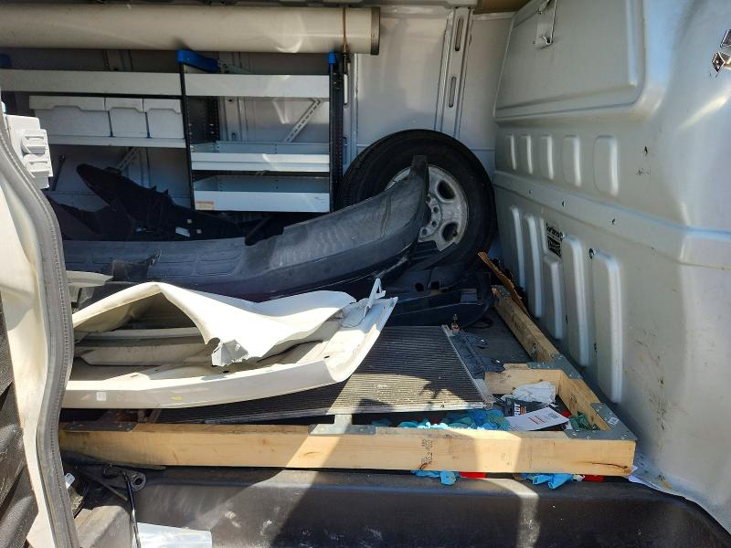 55069736 :رقم المزاد ، 1GCWGFCFXF1154856 vin ، 2015 Chevrolet Express G2500 مزاد بيع