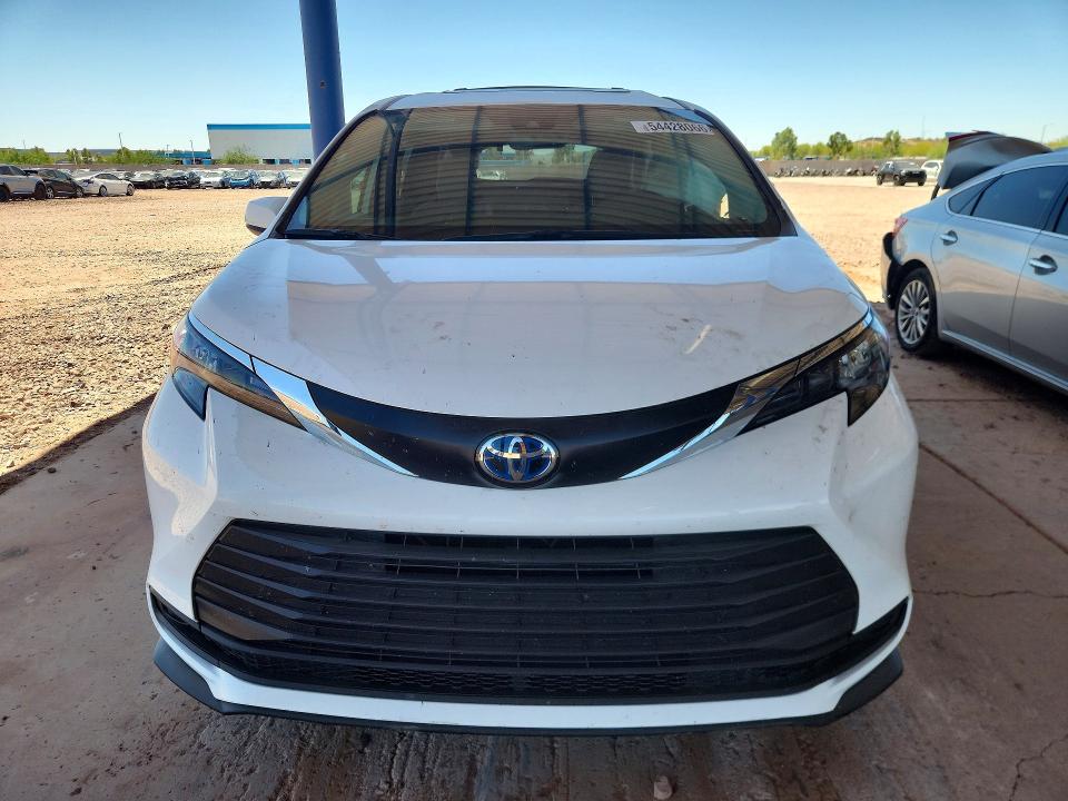 54428066 :رقم المزاد ، 5TDBRKEC7SS287589 vin ، 2025 Toyota Sienna مزاد بيع
