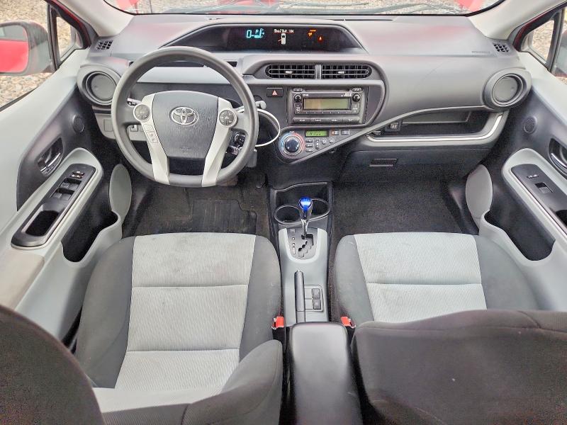 2014 Toyota Prius C მანქანა იყიდება აუქციონზე, vin: JTDKDTB3XE1069673, აუქციონის ნომერი: 54260636