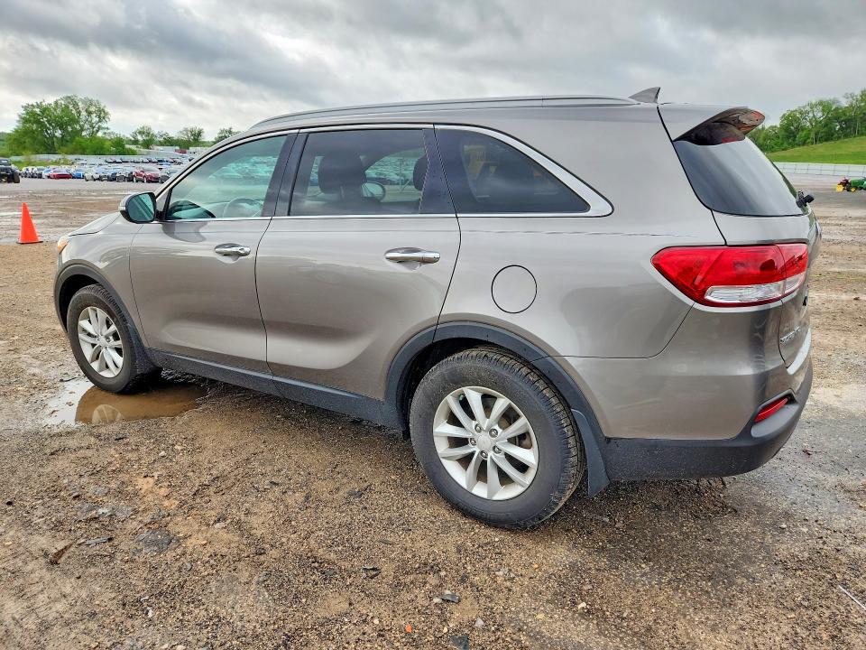 53601716 :رقم المزاد ، 5XYPG4A34HG205112 vin ، 2017 Kia Sorento مزاد بيع