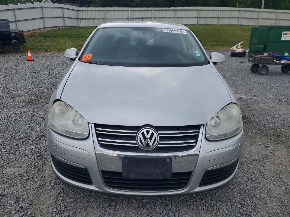 53040266 :رقم المزاد ، 3VWJM71K58M131738 vin ، 2008 Volkswagen Jetta مزاد بيع