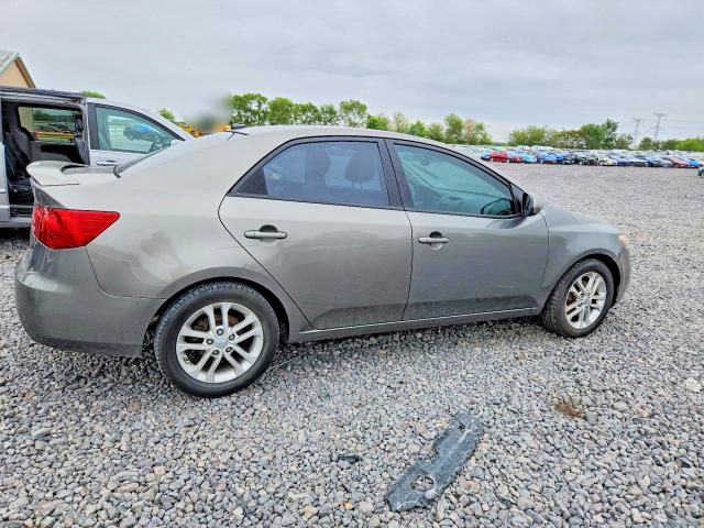 52585276 :رقم المزاد ، KNAFU4A2XB5445614 vin ، 2011 Kia Forte مزاد بيع