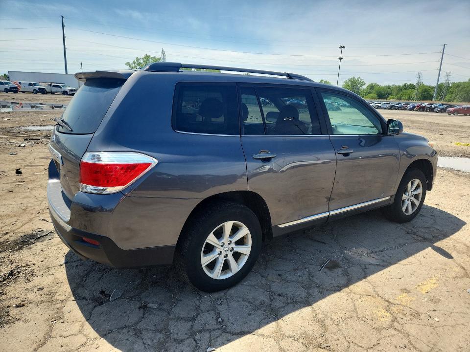 Продажа на аукционе авто 2011 Toyota Highlander, vin: 5TDBK3EH8BS041799, номер лота: 54182296