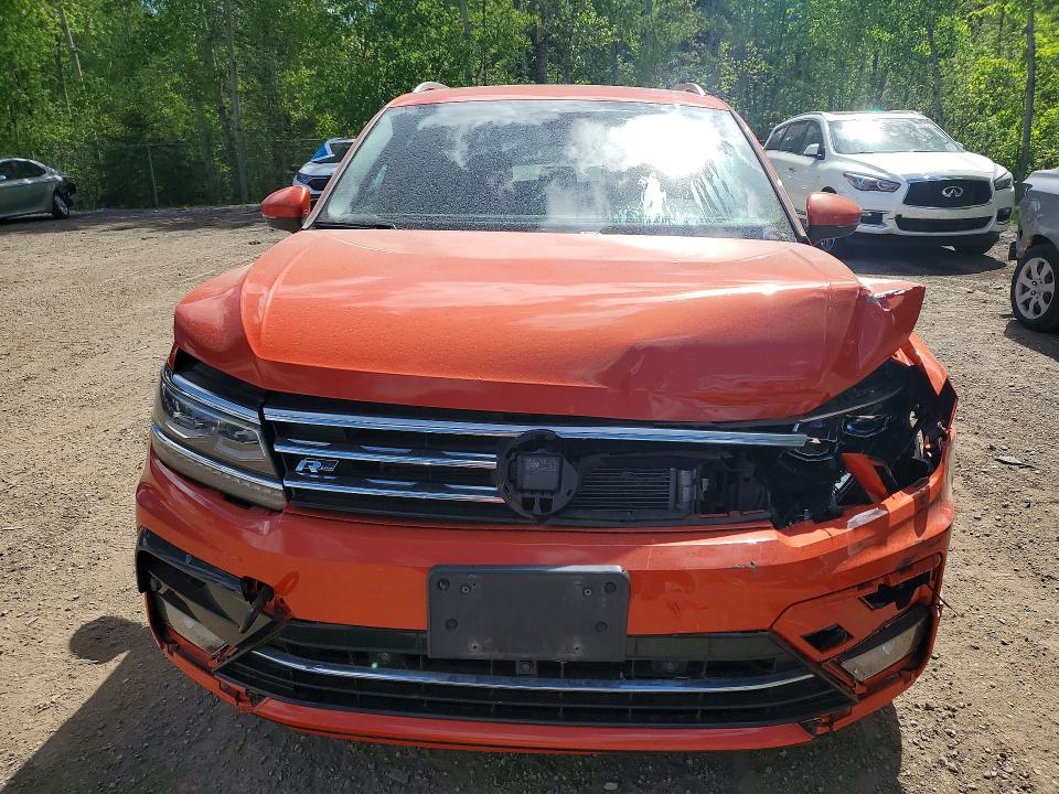 Продажа на аукционе авто 2018 Volkswagen Tiguan, vin: 3VV4B7AX4JM192930, номер лота: 54830276