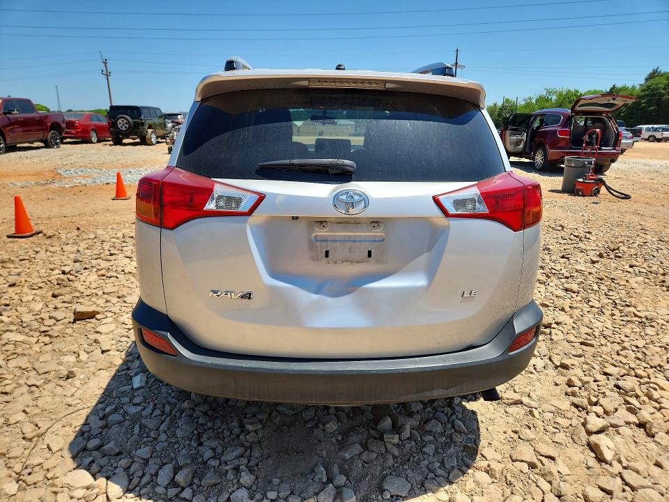 53949946 :رقم المزاد ، JTMZFREV0FD049327 vin ، 2015 Toyota Rav4 مزاد بيع