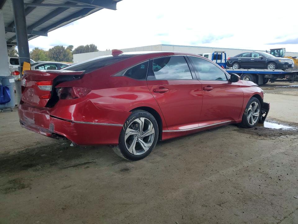 Продажа на аукционе авто 2018 Honda Accord, vin: 1HGCV1F58JA208969, номер лота: 55443636