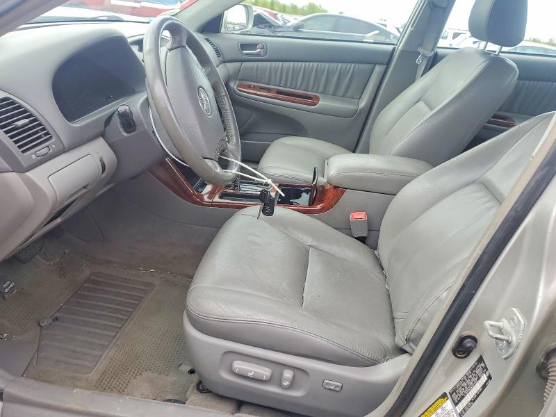 49342286 :رقم المزاد ، 4T1BF30K66U627065 vin ، 2006 Toyota Camry مزاد بيع