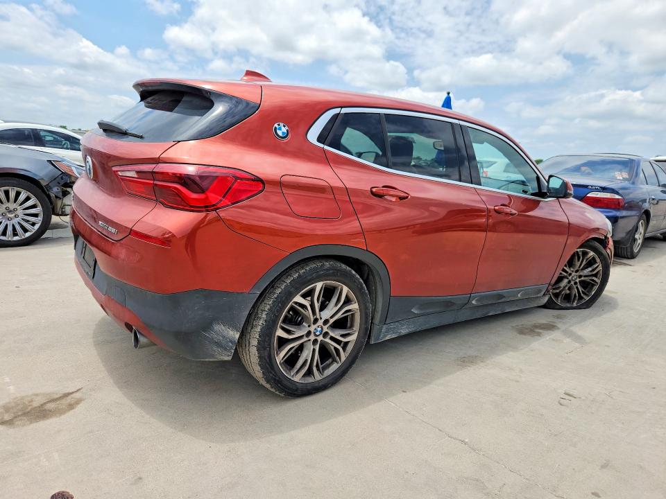 54672906 :رقم المزاد ، WBXYJ5C3XJEF75235 vin ، 2018 Bmw X2 مزاد بيع