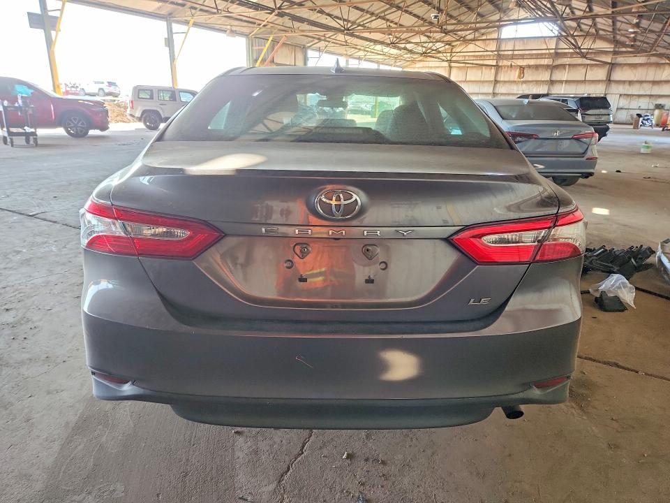 2019 Toyota Camry მანქანა იყიდება აუქციონზე, vin: 4T1B11HK8KU230393, აუქციონის ნომერი: 52212796
