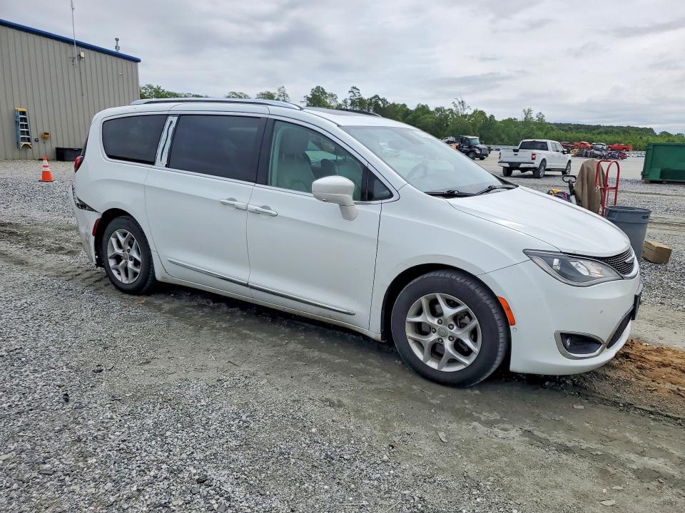 2018 Chrysler Pacifica მანქანა იყიდება აუქციონზე, vin: 2C4RC1EG5JR132379, აუქციონის ნომერი: 52161846