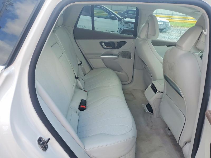 54107336 :رقم المزاد ، 4JGGM2BB6RA050899 vin ، 2024 Mercedes-benz Eqe Suv مزاد بيع