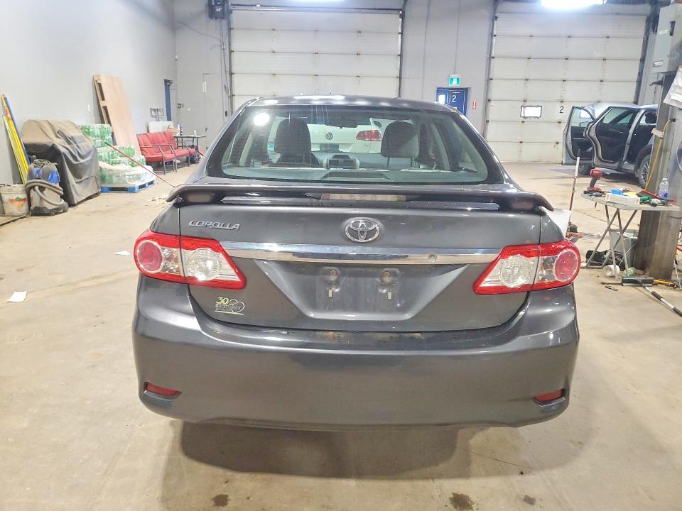 52523116 :رقم المزاد ، 2T1BU4EEXCC822176 vin ، 2012 Toyota Corolla مزاد بيع