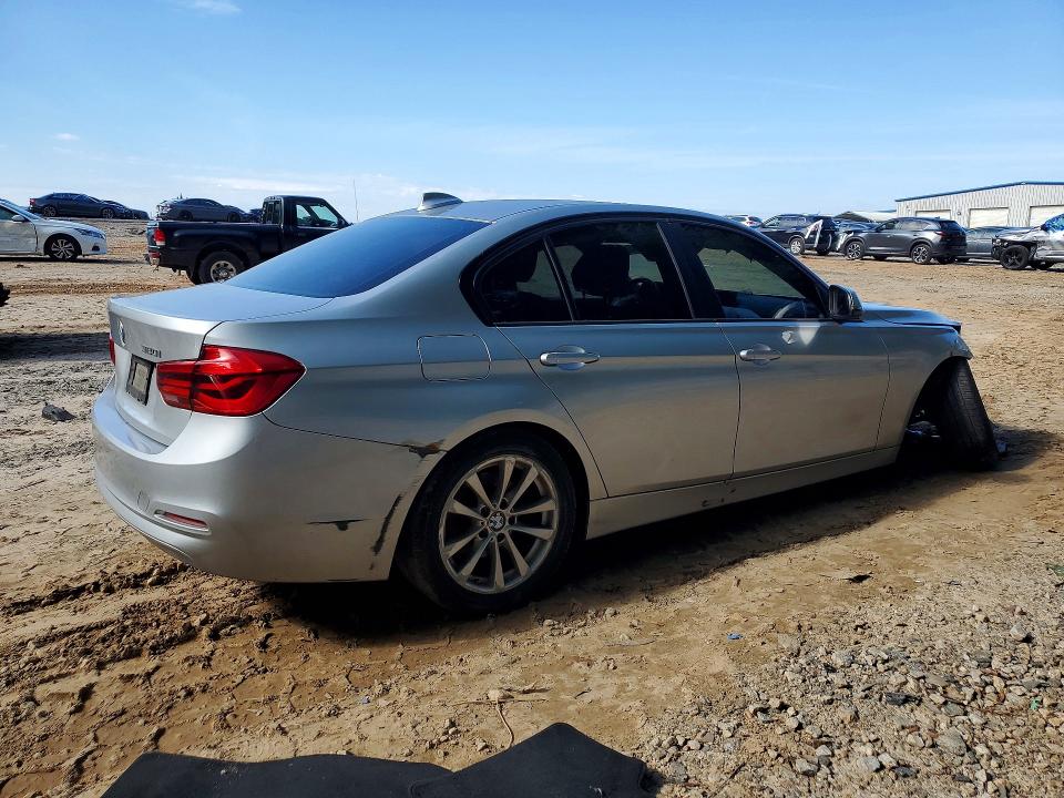Продаж на аукціоні авто 2018 Bmw 320, vin: WBA8A9C54JAD28030, номер лоту: 53070356