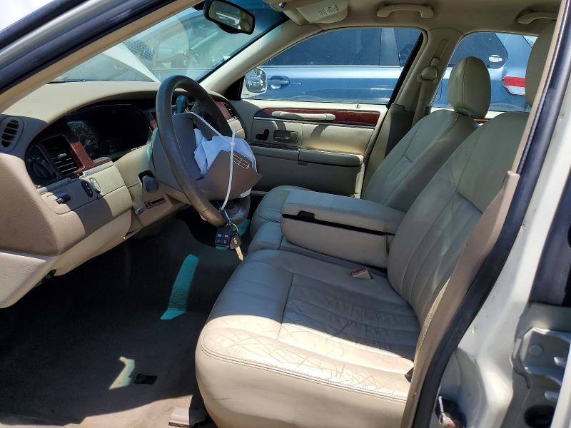Auction sale of the 2005 Lincoln Town Car, vin: 1LNHM81W65Y642493, lot number: 53322176