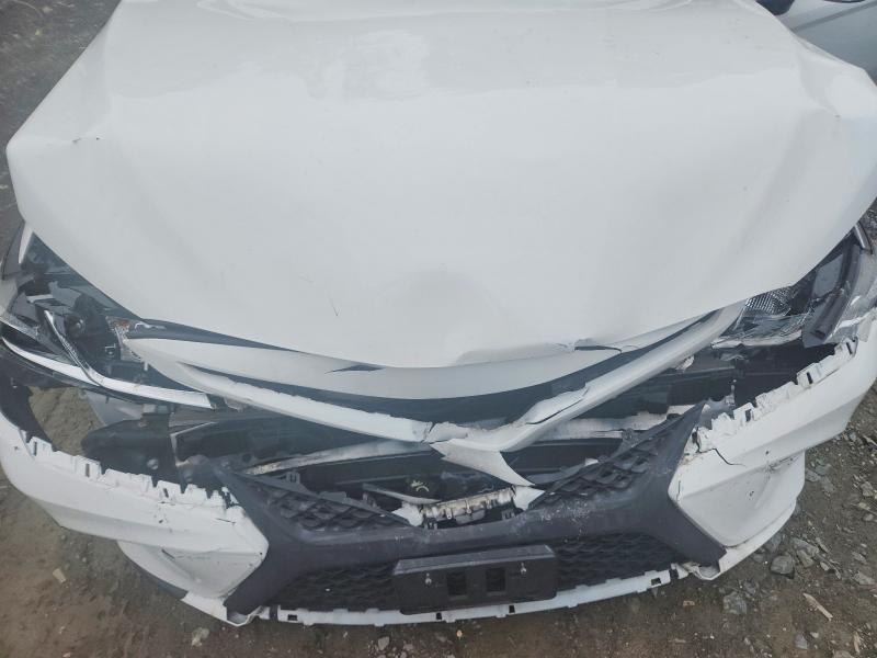 53186386 :رقم المزاد ، 4T1B11HK6JU645064 vin ، 2018 Toyota Camry مزاد بيع