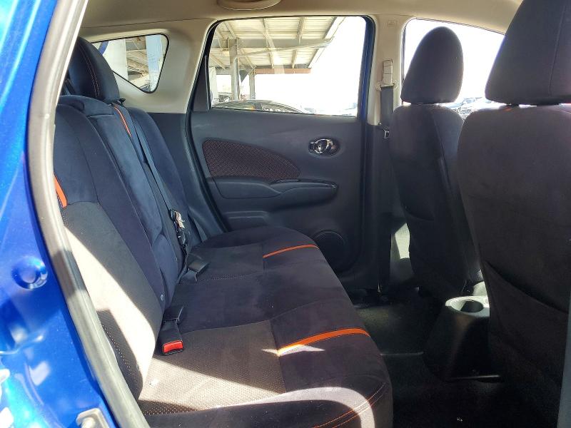 2015 Nissan Versa Note მანქანა იყიდება აუქციონზე, vin: 3N1CE2CP0FL427745, აუქციონის ნომერი: 53278246