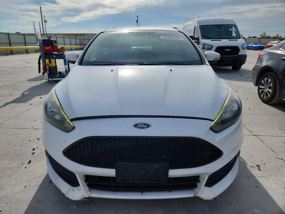 Продажа на аукционе авто 2017 Ford Focus, vin: 1FADP3L99HL292661, номер лота: 55803086