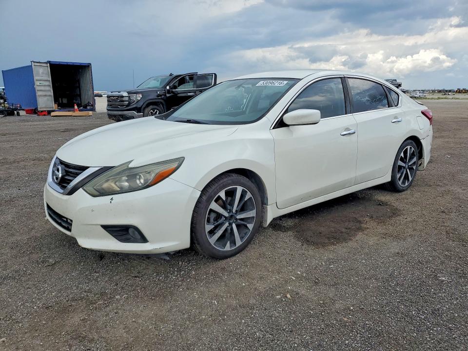2018 Nissan Altima S მანქანა იყიდება აუქციონზე, vin: 1N4AL3AP8JC144717, აუქციონის ნომერი: 53096216