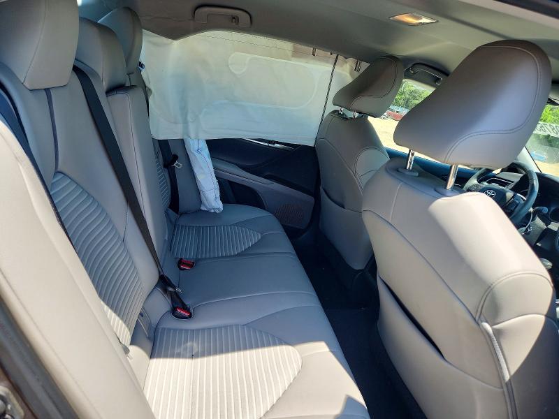 53987636 :رقم المزاد ، 4T1G11BK0MU035485 vin ، 2021 Toyota Camry مزاد بيع