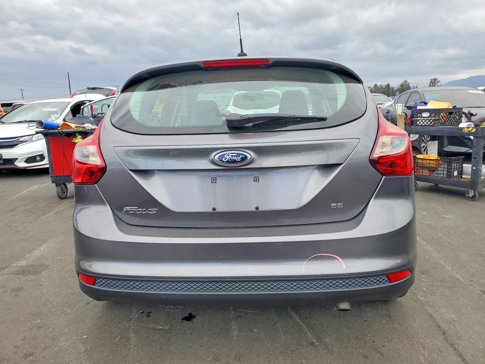 54621036 :رقم المزاد ، 1FADP3K21DL335114 vin ، 2013 Ford Focus مزاد بيع