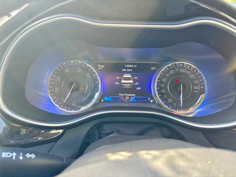 2015 Chrysler 200 მანქანა იყიდება აუქციონზე, vin: 1C3CCCCB9FN734803, აუქციონის ნომერი: 52745166