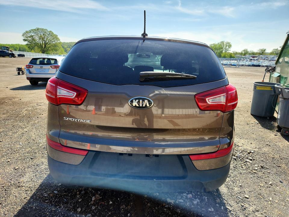 2013 Kia Sportage მანქანა იყიდება აუქციონზე, vin: KNDPBCA27D7358686, აუქციონის ნომერი: 53968086