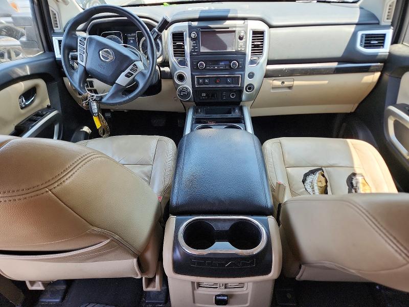 54684176 :رقم المزاد ، 1N6AA1E54HN557968 vin ، 2017 Nissan Titan مزاد بيع