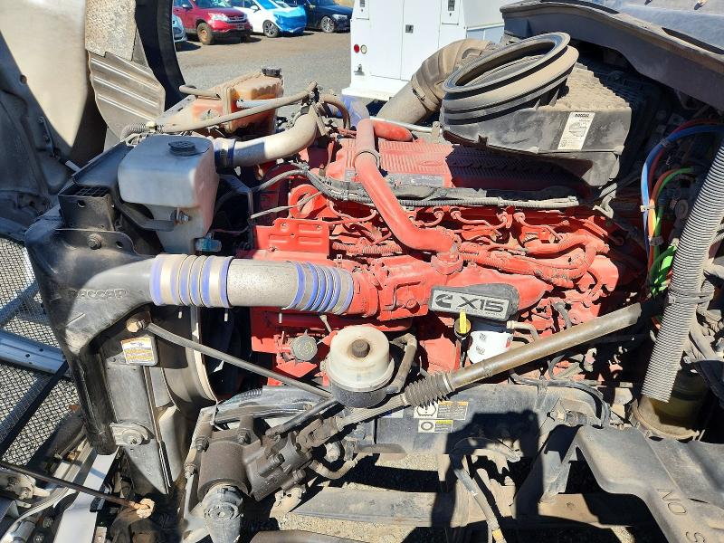 52896516 :رقم المزاد ، 1XKYD49X9JJ182070 vin ، 2018 Kenworth T680 مزاد بيع