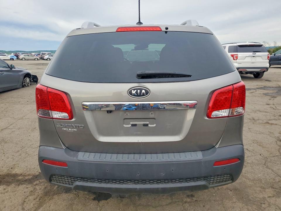 53169056 :رقم المزاد ، 5XYKTDA26CG205649 vin ، 2012 Kia Sorento مزاد بيع
