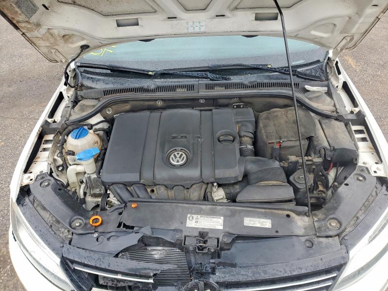 52142386 :رقم المزاد ، 3VWDP7AJ8DM359562 vin ، 2013 Volkswagen Jetta مزاد بيع