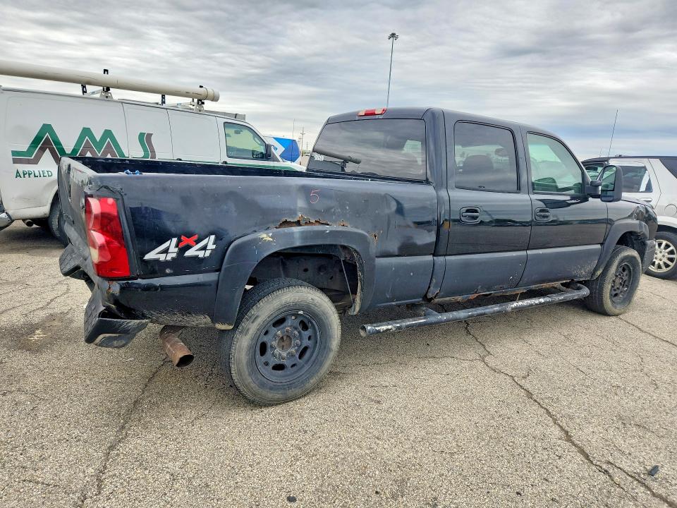 Продажа на аукционе авто 2004 Chevrolet Silverado, vin: 1GCGK23U94F108008, номер лота: 53536946