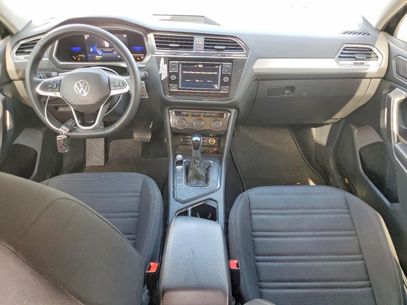 Продажа на аукционе авто 2022 Volkswagen Tiguan, vin: 3VV1B7AX7NM012526, номер лота: 52768886