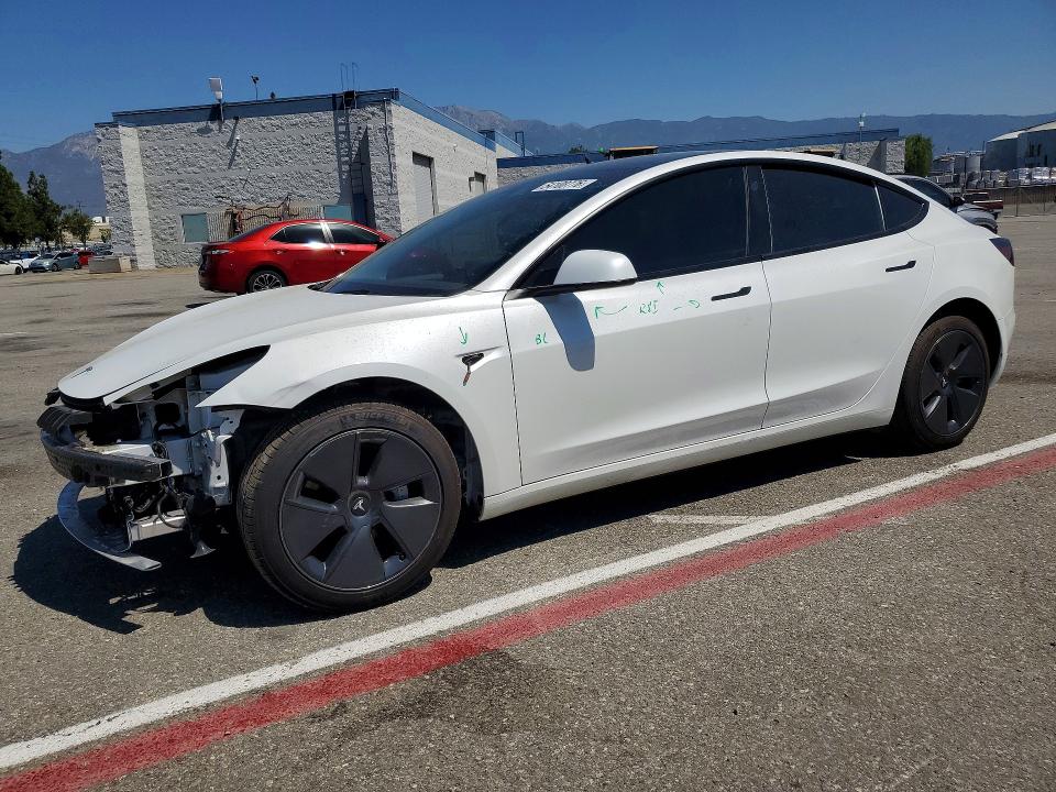 Auction sale of the 2023 Tesla Model 3, vin: 5YJ3E1EA0PF558593, lot number: 54108776