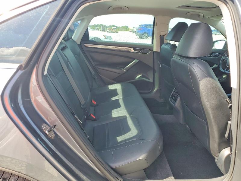 Продажа на аукционе авто 2016 Volkswagen Passat, vin: 1VWBS7A32GC055298, номер лота: 52009696