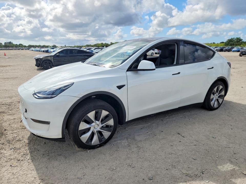 Продажа на аукционе авто 2023 Tesla Model Y, vin: 7SAYGAEE2PF752869, номер лота: 54003656